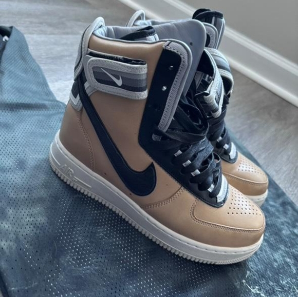 Nike X Riccardo Tisci AF1 - Picture 5 of 7